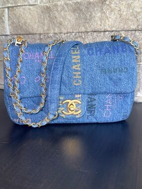 CHANEL 22P Small Denim Mood Bag